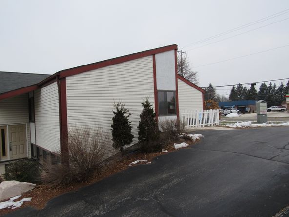 1415 Eastern Ave, Plymouth, WI 53073